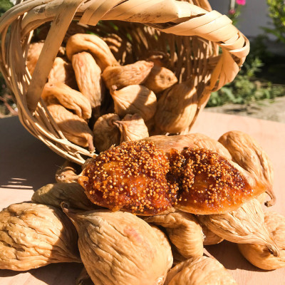 Dalında Kurutma Çatlak Aydın Dağ İnciri 1kg (Yeni Mahsul)